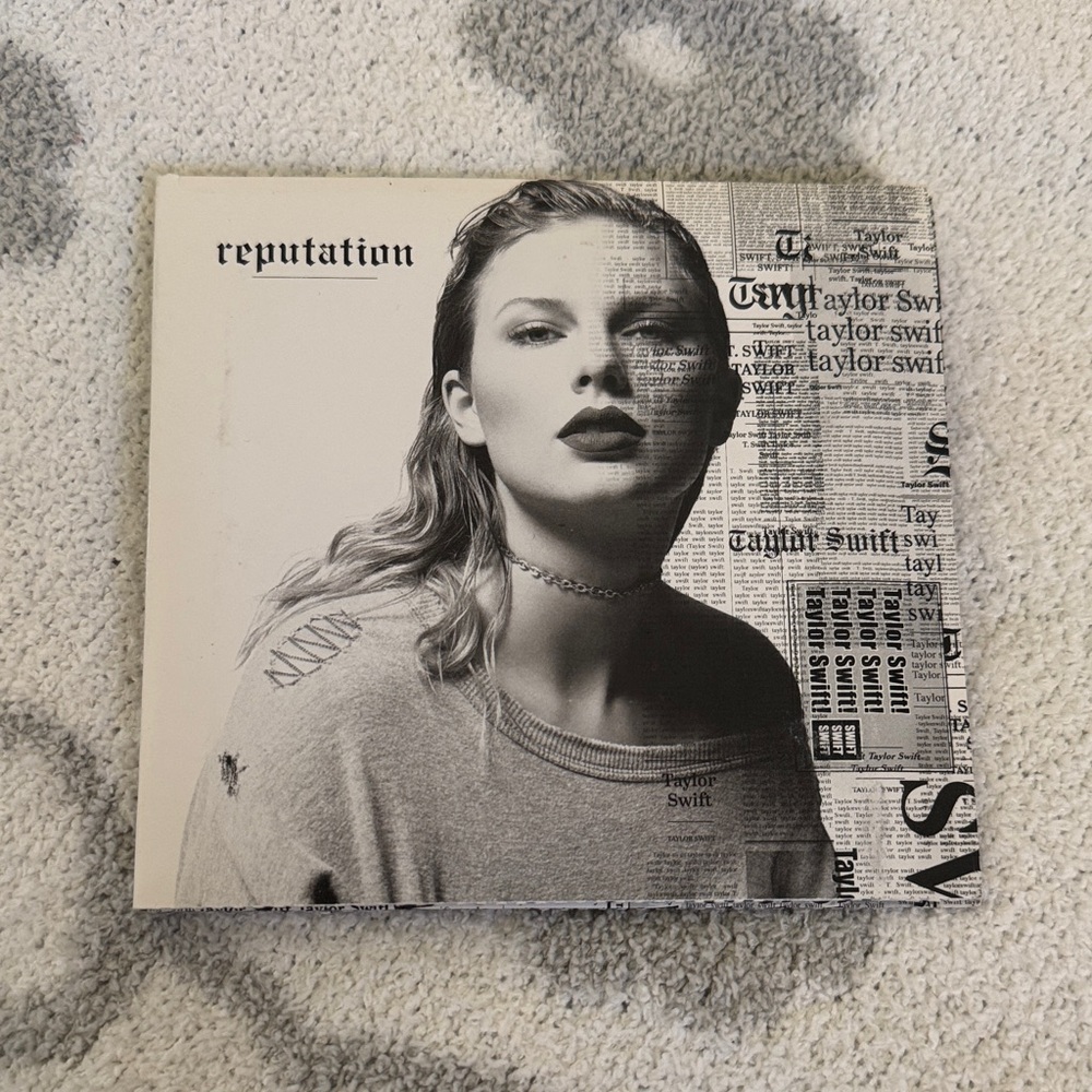 Taylor Swift Black & White Reputation Album Portrait Artwork